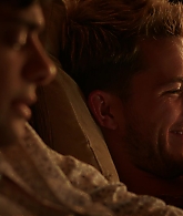 Crashing_S01E02_Episode_2_1080p_2947.jpg