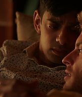 Crashing_S01E02_Episode_2_1080p_3091.jpg