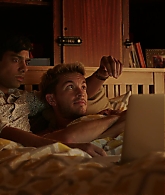 Crashing_S01E02_Episode_2_1080p_3133.jpg
