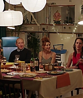 Crashing_S01E03_Episode_3_1080p_1570.jpg