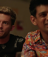 Crashing_S01E03_Episode_3_1080p_2312.jpg