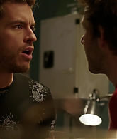 Crashing_S01E03_Episode_3_1080p_2450.jpg