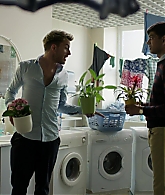 Crashing_S01E05_Episode_5_1080p_0573.jpg