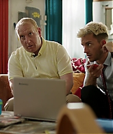 Crashing_S01E05_Episode_5_1080p_1640.jpg