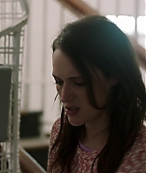 Crashing_S01E05_Episode_5_1080p_2139.jpg