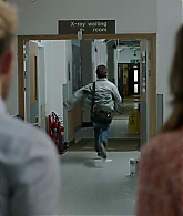 Crashing_S01E05_Episode_5_1080p_2232.jpg
