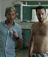 Crashing_S01E05_Episode_5_1080p_2840.jpg