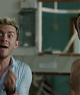 Crashing_S01E05_Episode_5_1080p_2853.jpg