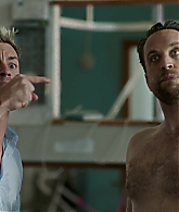 Crashing_S01E05_Episode_5_1080p_2855.jpg