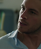 Crashing_S01E05_Episode_5_1080p_3102.jpg