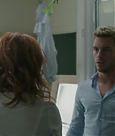 Crashing_S01E06_Episode_6_1080p_0960.jpg