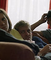 Crashing_S01E06_Episode_6_1080p_3342.jpg