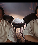 Bridgerton_S02E02_Off_to_the_Races_1080p__0169.jpg