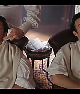 Bridgerton_S02E02_Off_to_the_Races_1080p__0285.jpg