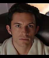 Bridgerton_S02E02_Off_to_the_Races_1080p__0315.jpg