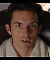 Bridgerton_S02E02_Off_to_the_Races_1080p__0321.jpg