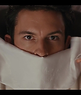 Bridgerton_S02E02_Off_to_the_Races_1080p__0343.jpg