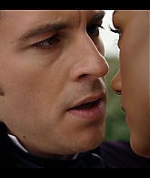 Bridgerton_S02E03_A_Bee_in_Your_Bonnet_1080p__9206.jpg