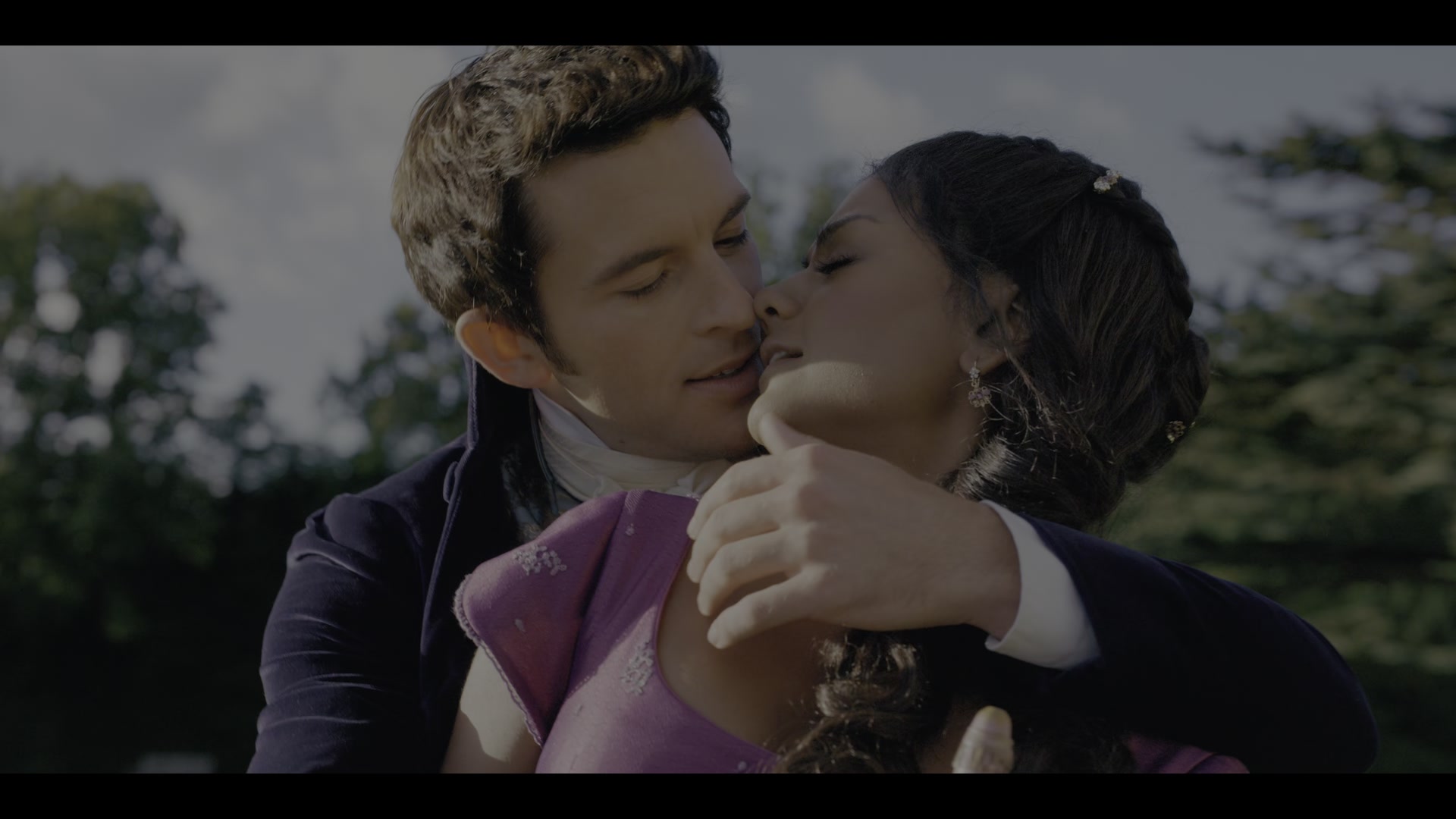 Bridgerton_S02E08_The_Viscount_Who_Loved_Me_1080p__09703.jpg Bridgerton_S02E08_The_Viscount_Who_Loved_Me_1080p__09703.jpg