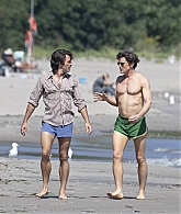 jonathanbaileyonline_ftfilming_sep22_281329.jpg