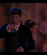 Bridgerton_S01E01_1080p_7790.jpg