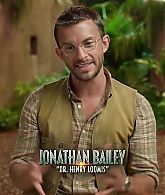 JurassicWorld_ALookInsideFeat_JBO_186.jpg