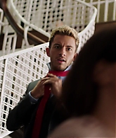Crashing_S01E01_Episode_1_1080p_0163.jpg