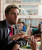 Crashing_S01E01_Episode_1_1080p_0179.jpg