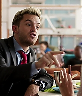 Crashing_S01E01_Episode_1_1080p_0180.jpg